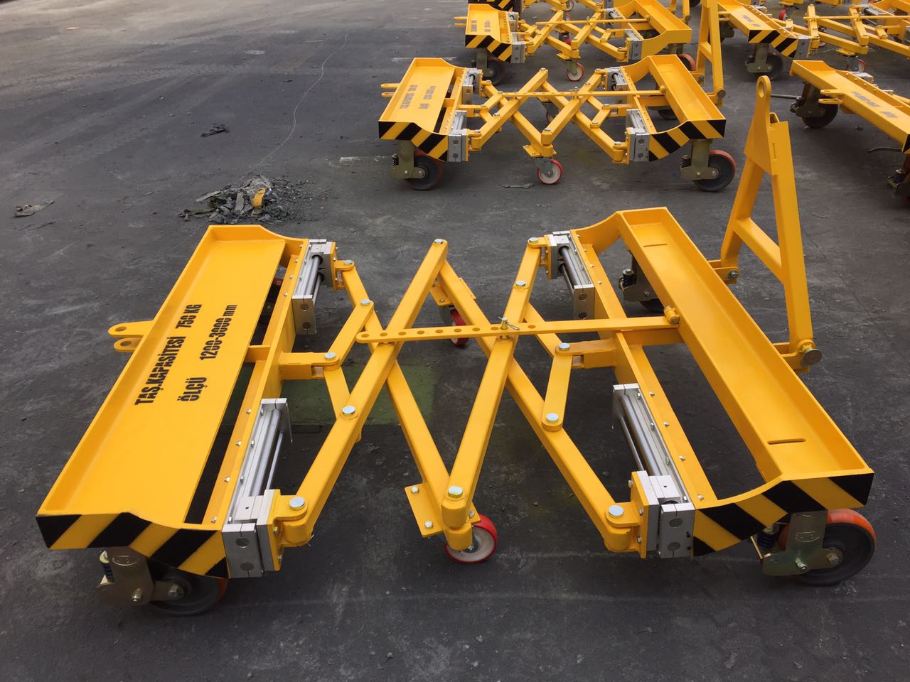 Akordeon Araba - MAN